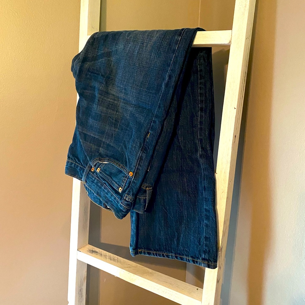 Men’s 36/32 American Eagle original bootcut jeans